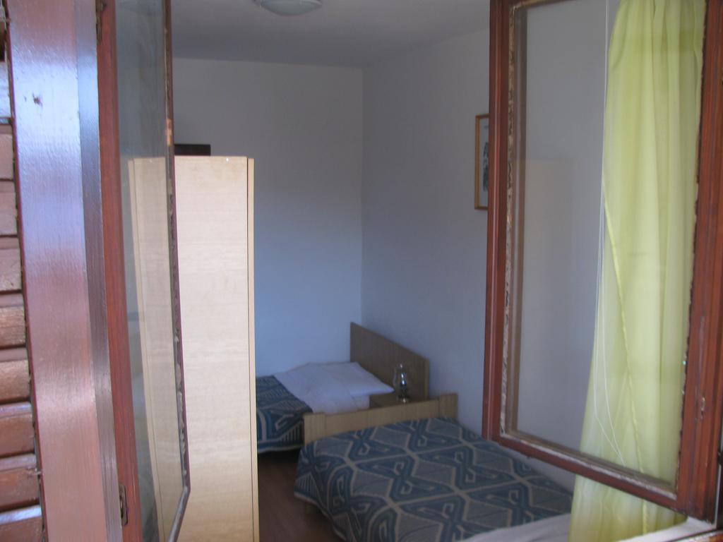 Apartments E And J Рабац Екстериор снимка